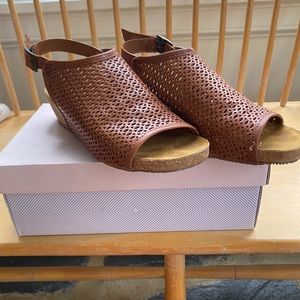 Eric Michael Tan Wedge Sandal